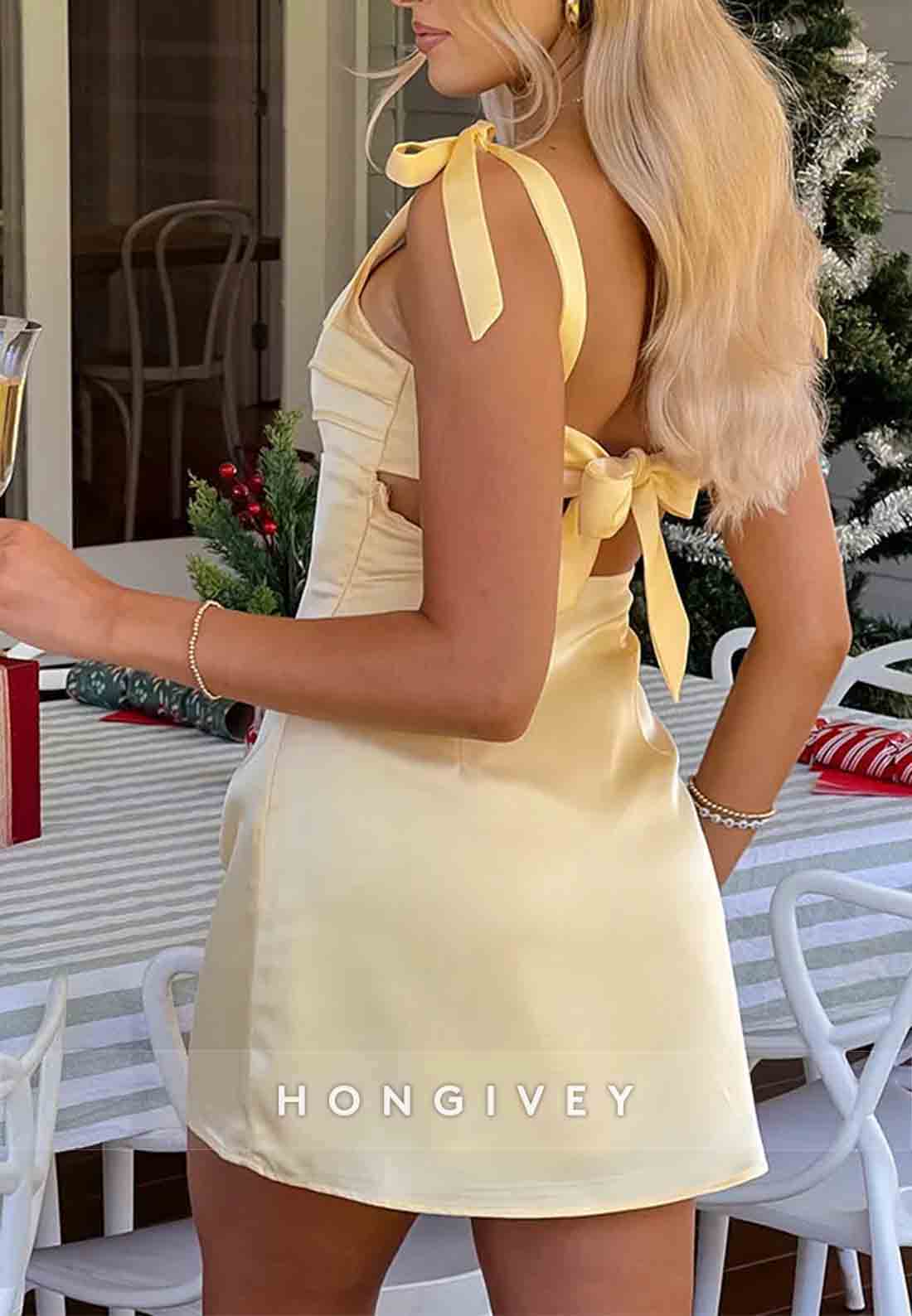 Chic Sheath Sleeveless Square Neck Yellow Short Homecoming Dress with Bowknot