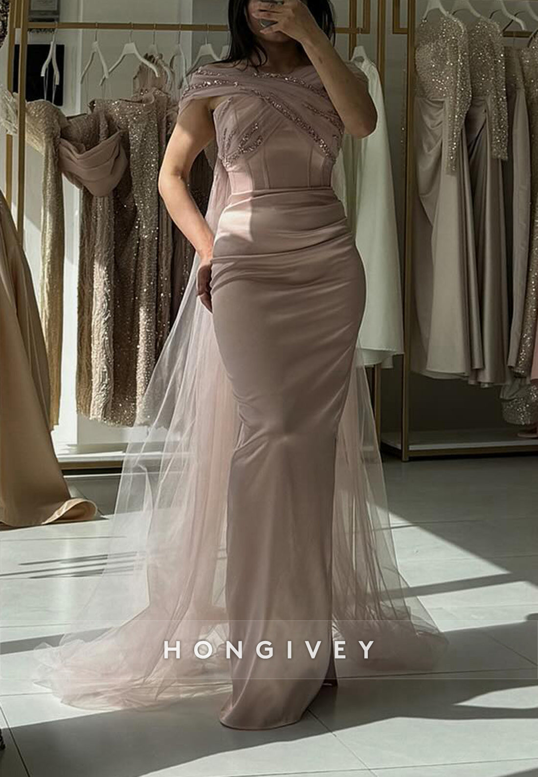 Elegant Gown Column Floor-Length Asymmetrical Neck Evening Formal Dresses