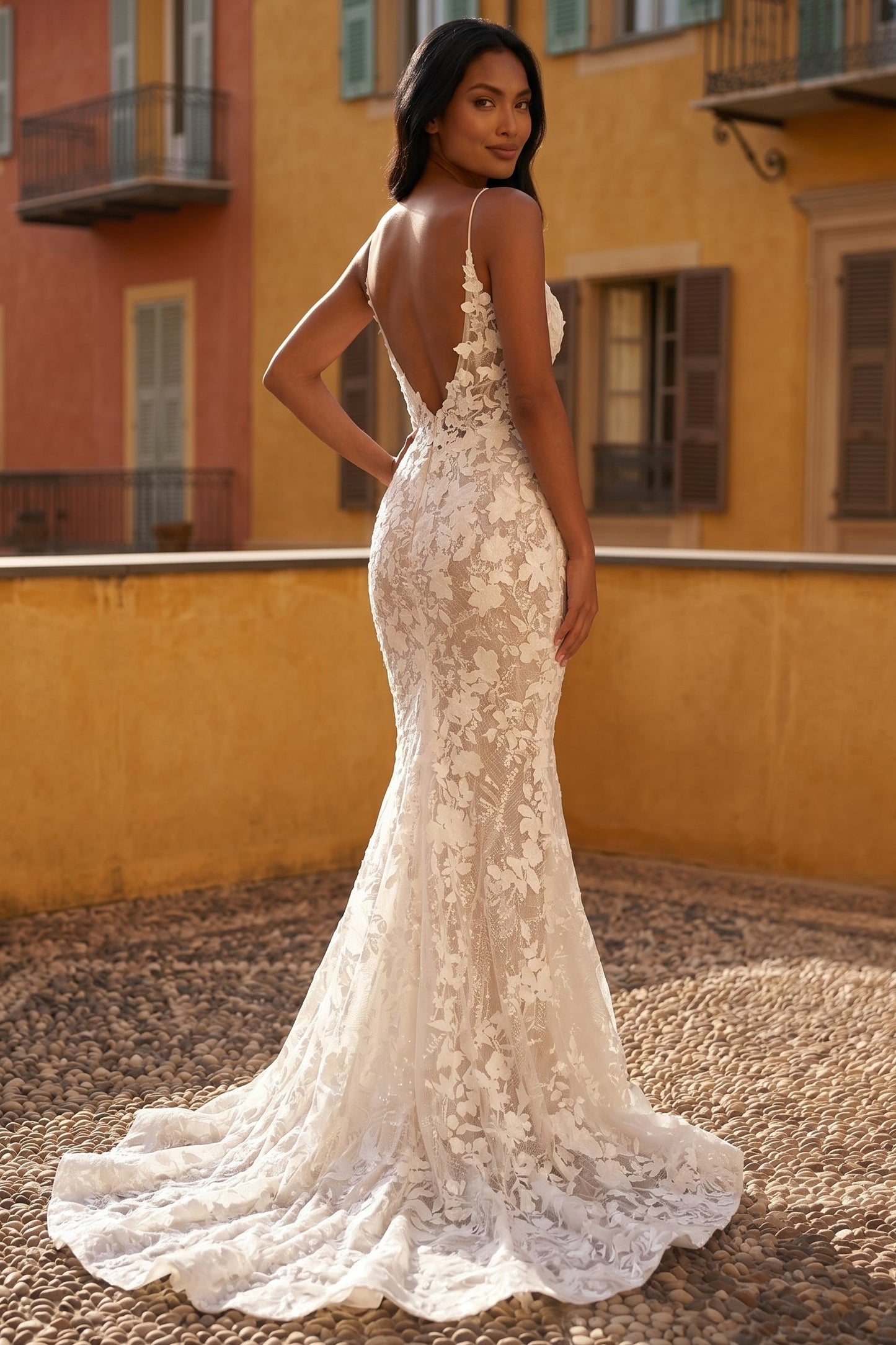 Spaghetti Straps V-Neck Sleeveless Backless Mermaid Wedding Dress
