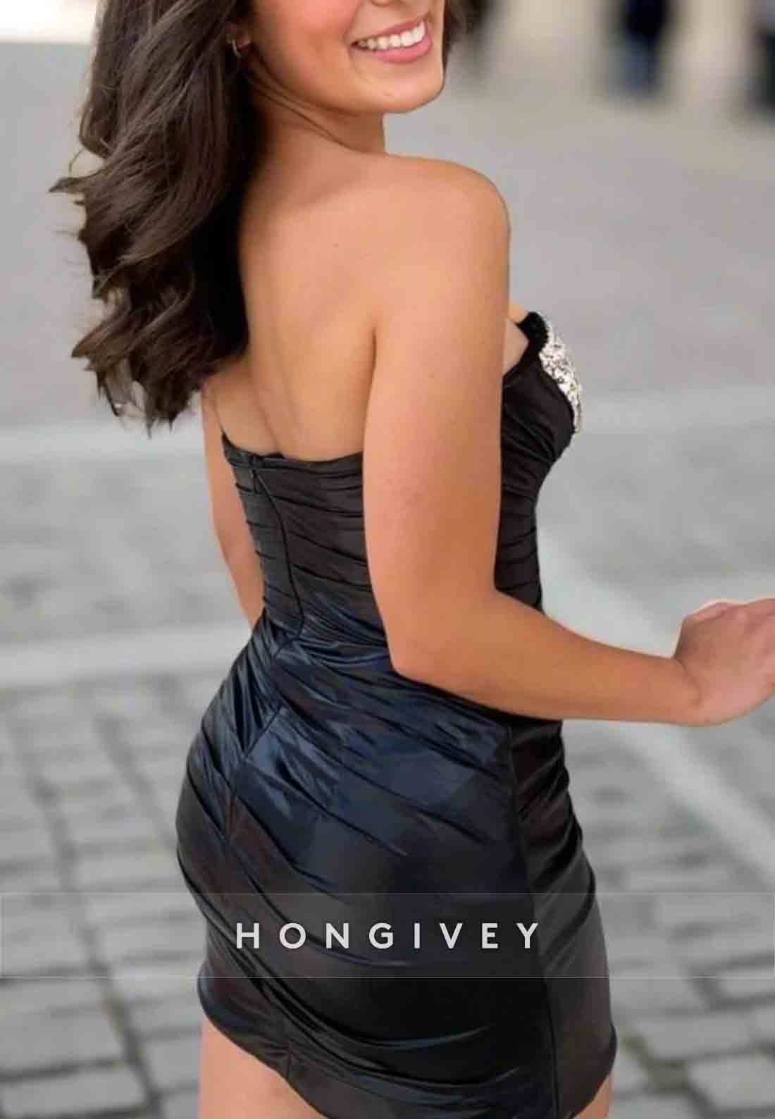 Sexy Sleeveless Sweetheart Sheath Pleated Mini Low Back Homecoming Dresses