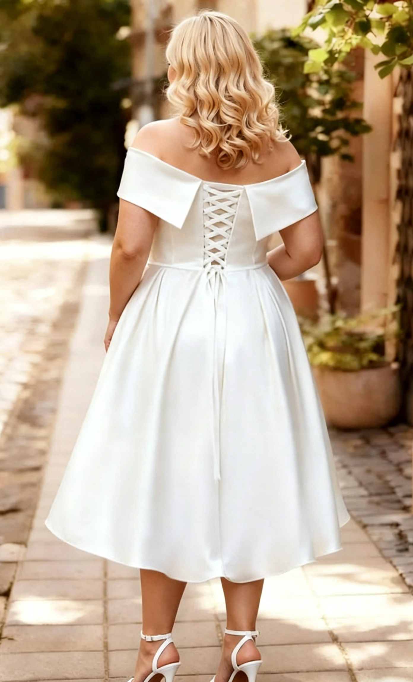 Minimalistic Ruched Off-The-Shoulder White Wedding Dress With Pockets