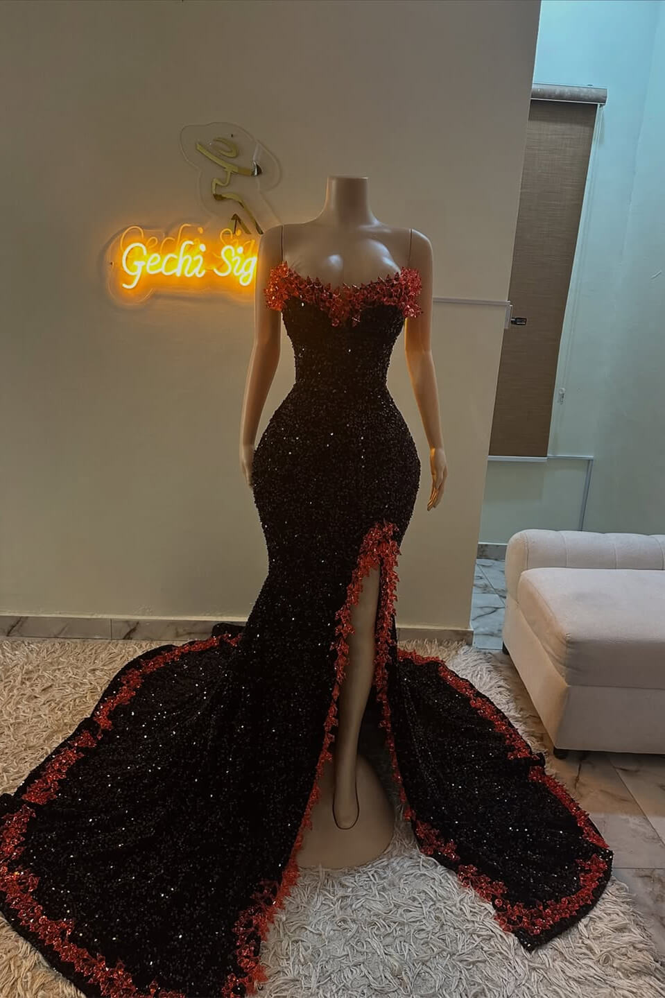 Black Strapless Sequins Prom Dress Mermaid Split With Crystals