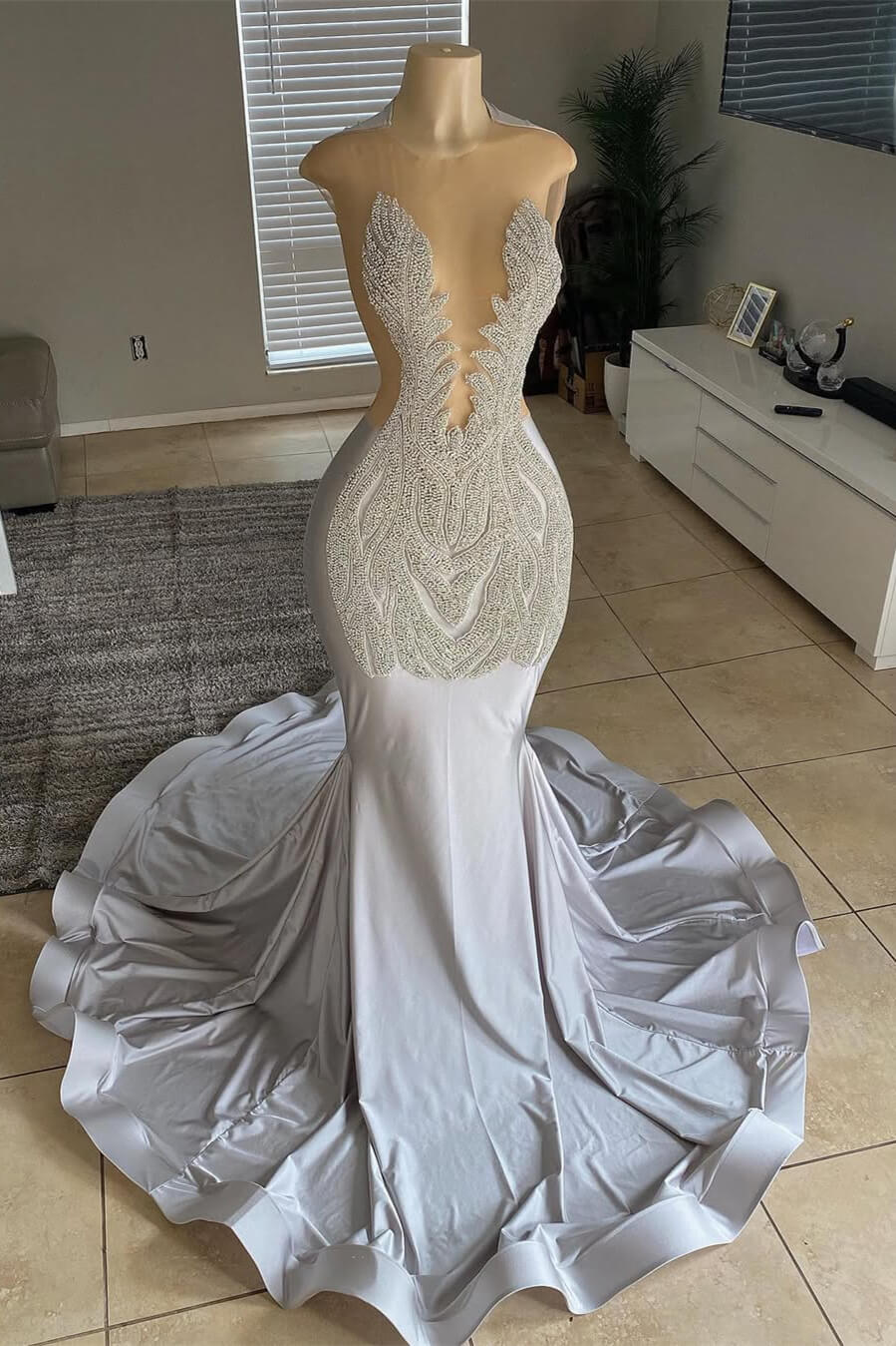 Silver Scoop Sleeveless Mermaid Prom Dresses With Beadings Long On Sale