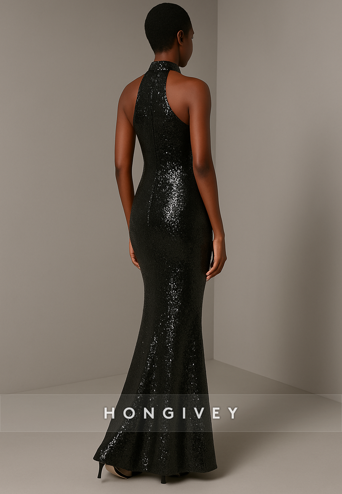 Halter Trumpet Floor-Length Sleeveless Glitter Evening Gowns