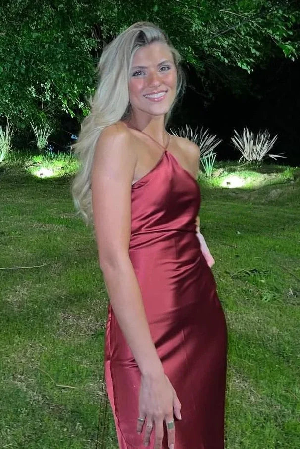 Fashionable Sheath Halter Neck Red Long Prom Dress