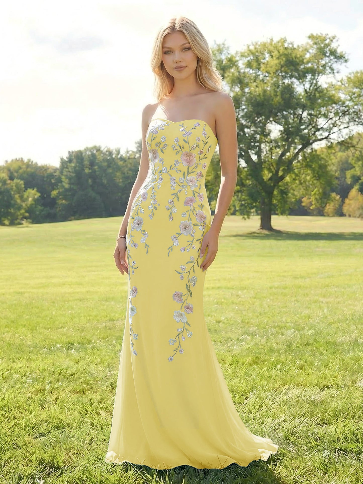 Elegant Chiffon Embroidered Mermaid Strapless Floral Prom Dress