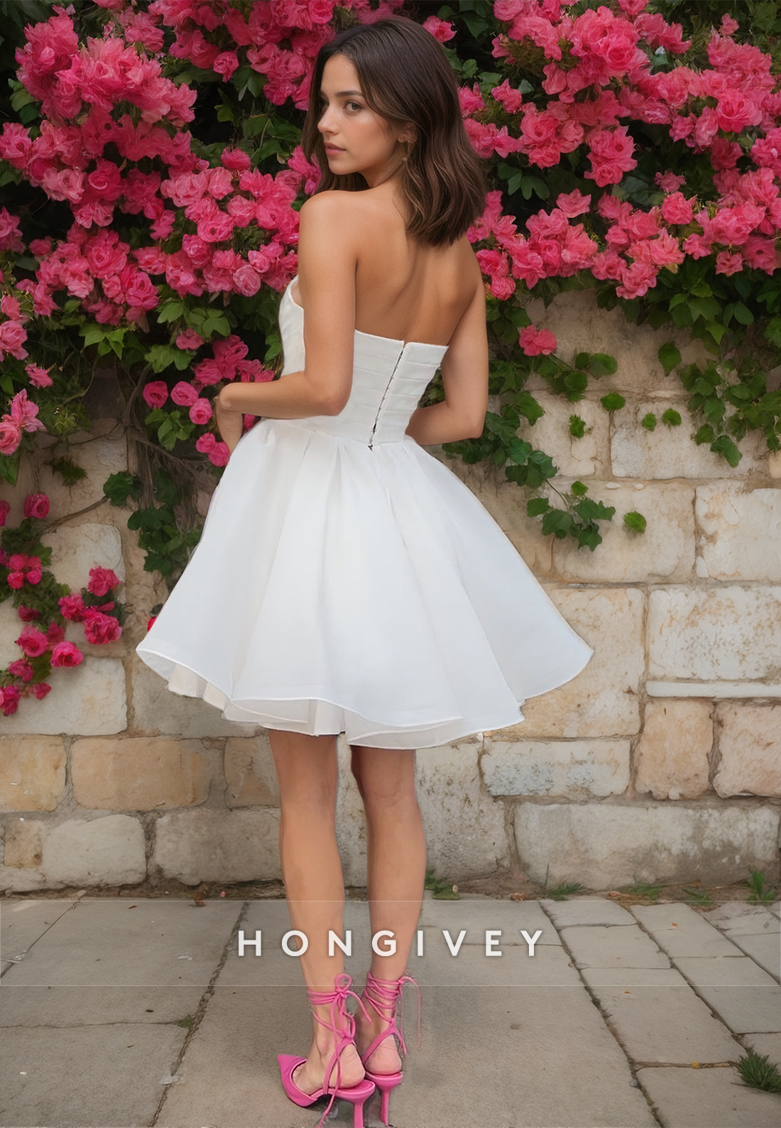 Chic A-Line Sweetheart Strapless Ball Gown Wedding Dress