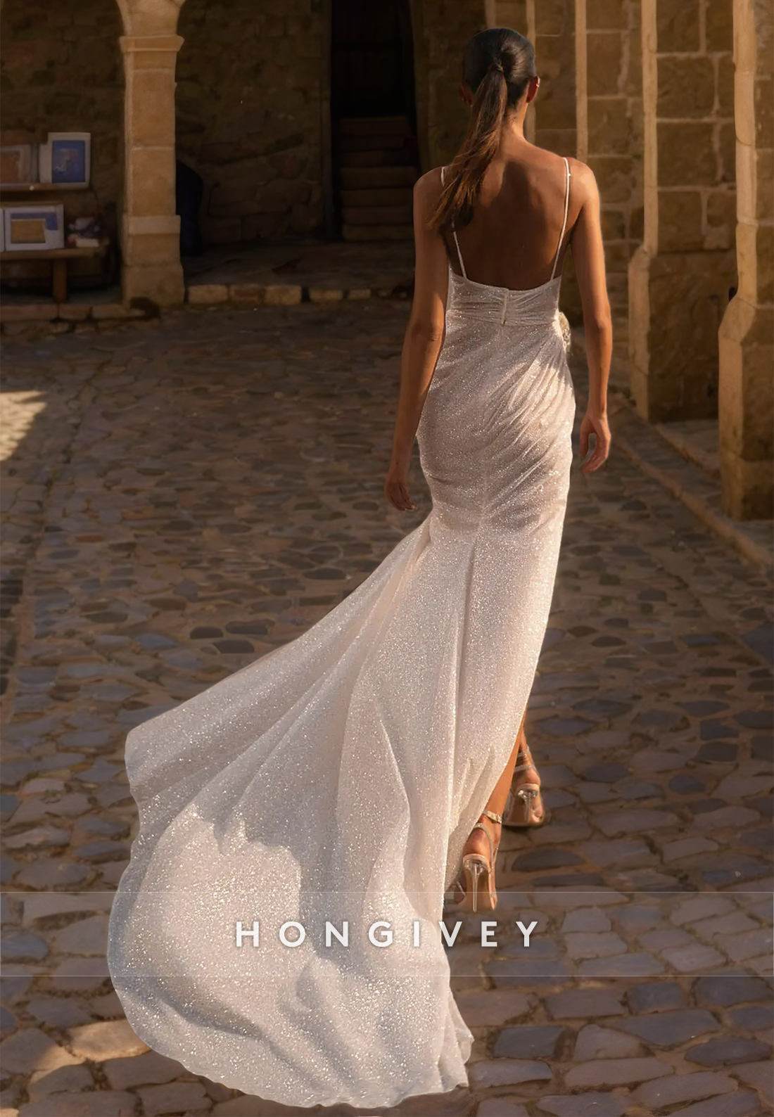 HONGIVEY New Wedding Dresses with Train Glitter Sweetheart High Slit Bride's Dress
