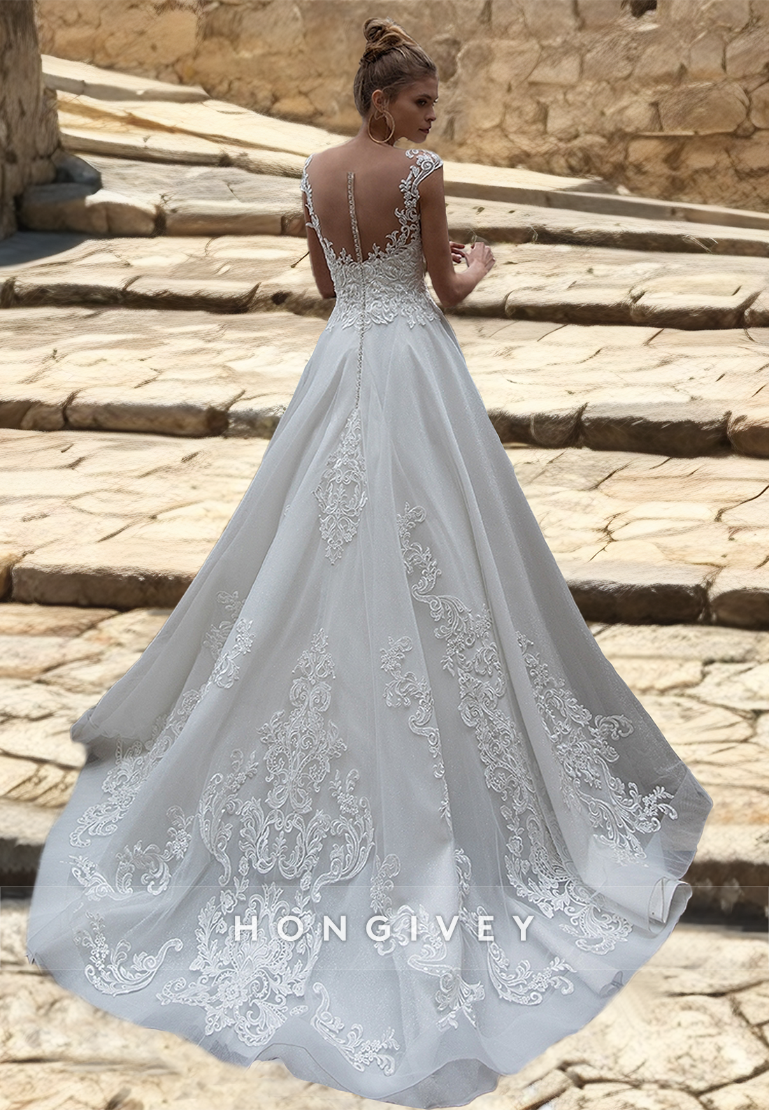 HONGIVEY A-Line Sleeveless Lace Applique Tulle Wedding Dress with Train