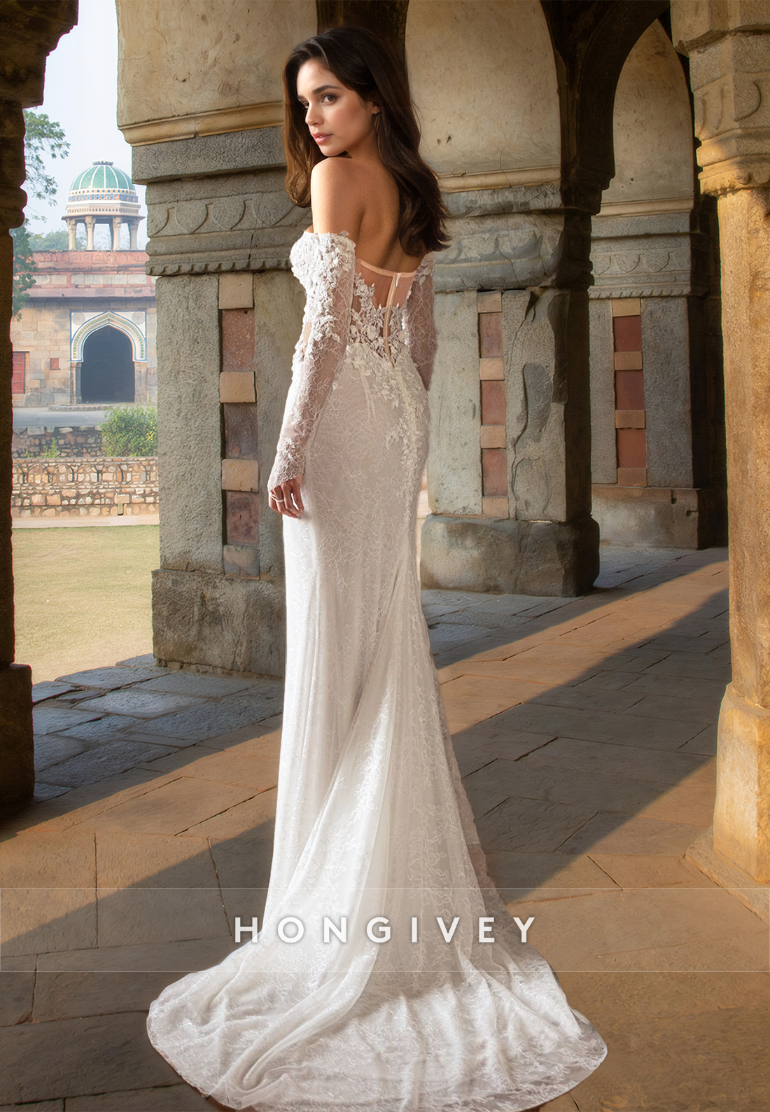 Sexy Strapless Fitted Empire with Slit Lace Applique Wedding Dress Bride Gown