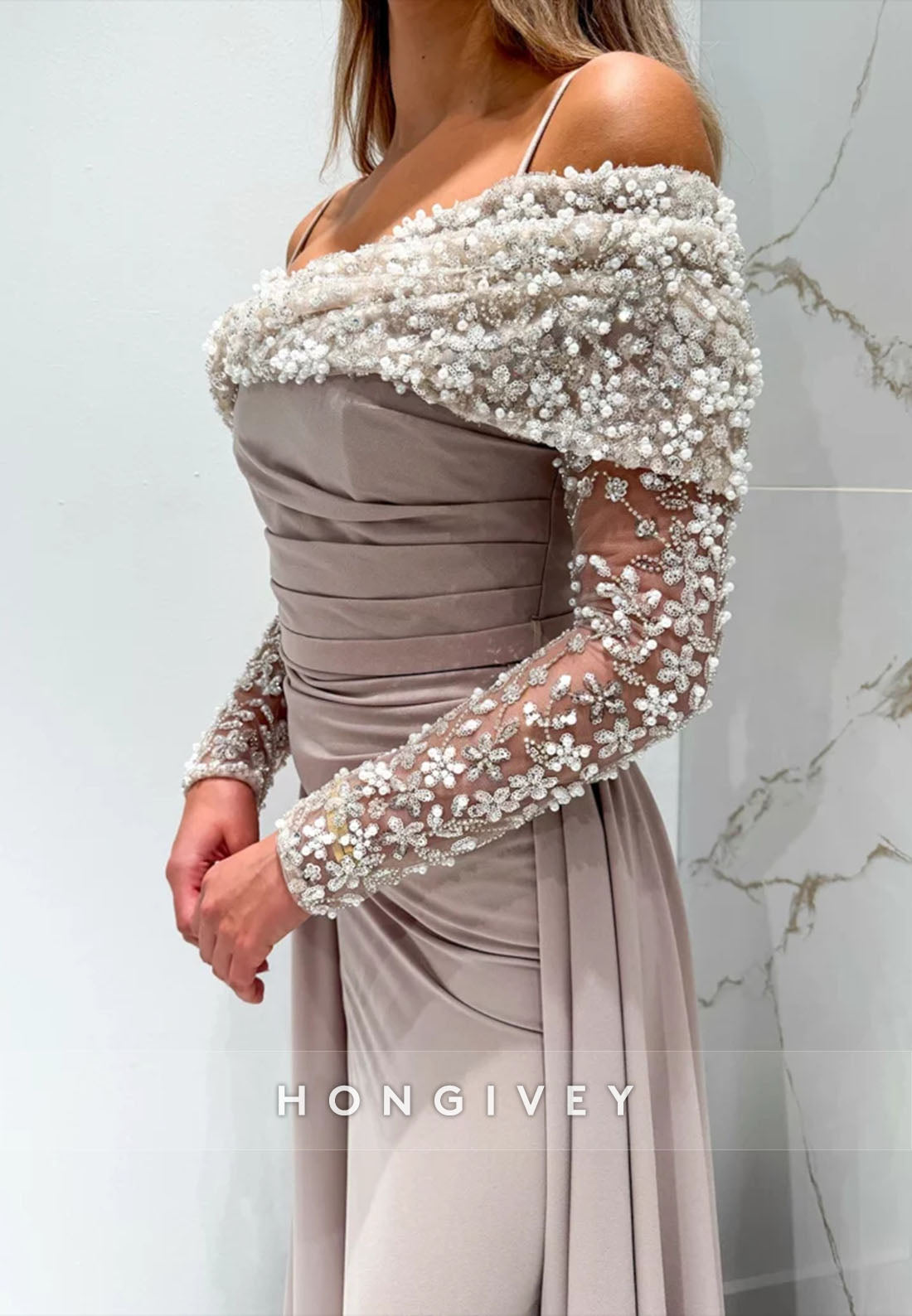 Spaghetti Straps Detachable Off-Shoulder Floor-Length Evening Gown with Beading