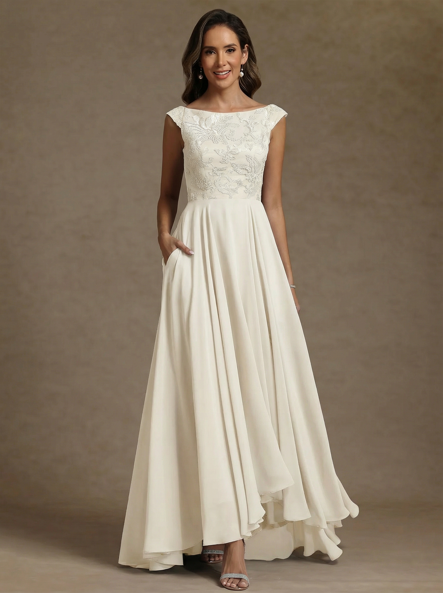 Scoop Chiffon Mother of the Bride Dresses Lace Sequins Floor-Length Sleeveless Pleated