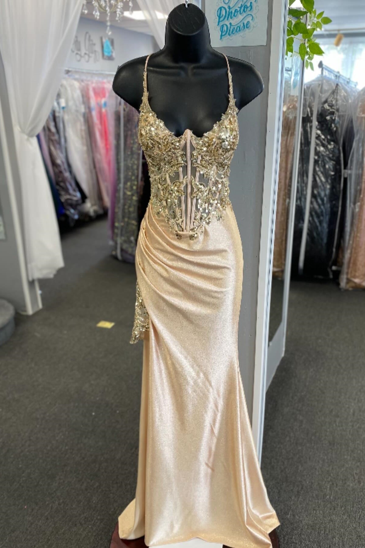 Red Appliques Mermaid Long Dress with Slit