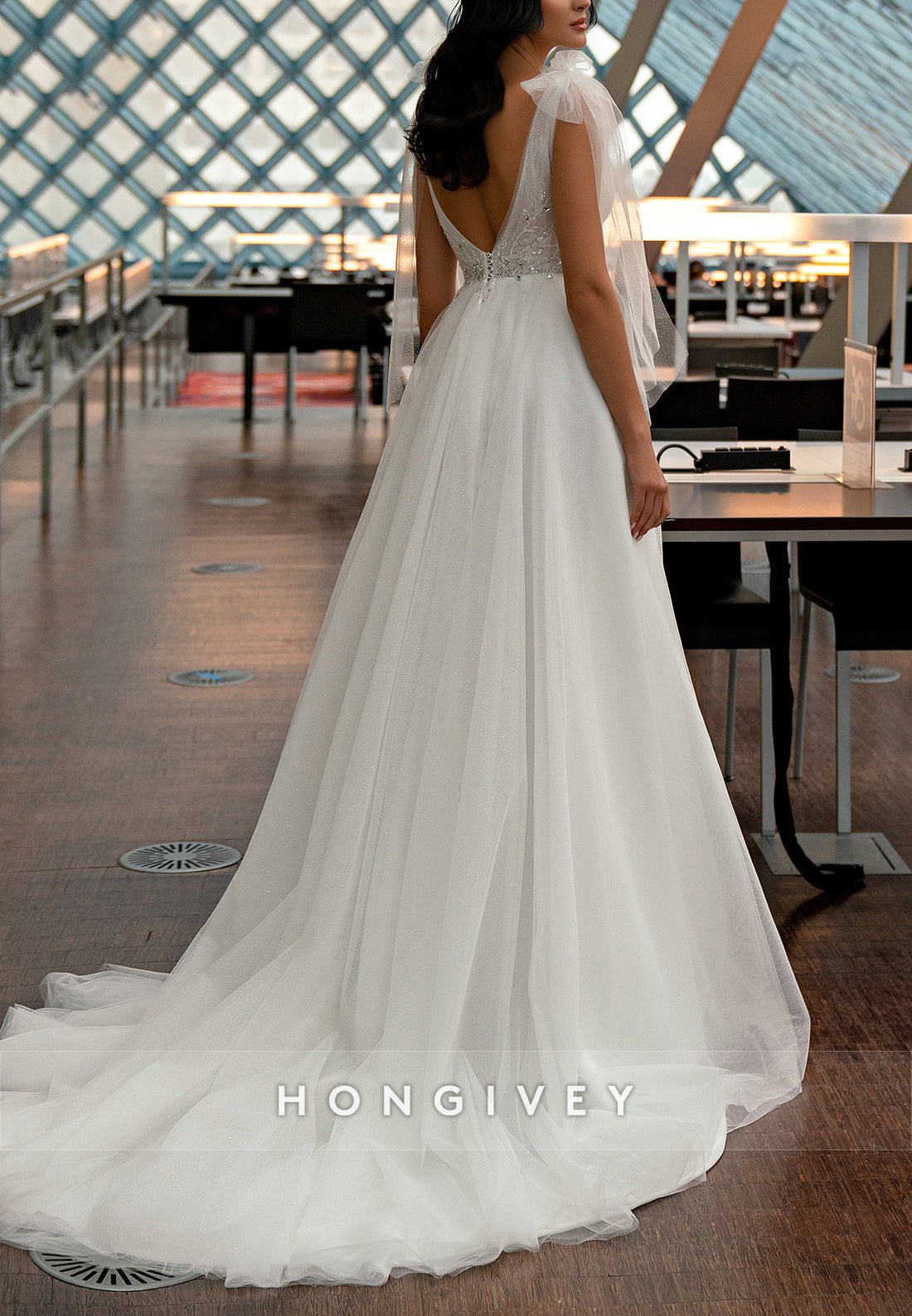 Low V-Neck Bowknot Sleeveless Tulle A-Line Court Train Pleated Wedding Dresses