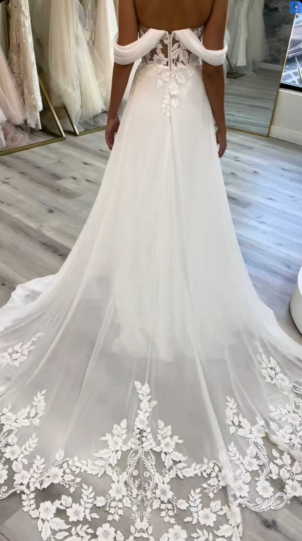 Chic Sweetheart Sleeveless Chiffon Wedding Dresses Off-The-Shoulder With Appliques Lace