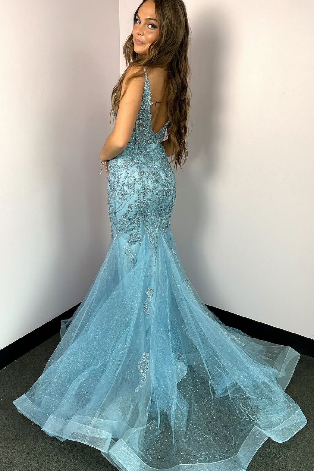 Stunning Light Blue Mermaid Spaghetti Straps Long Prom Dress with Appliques