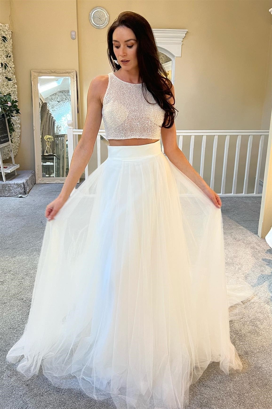Dazzling Tulle Sleeveless A-Line Wedding Dresses Two Pieces Long With Sequins