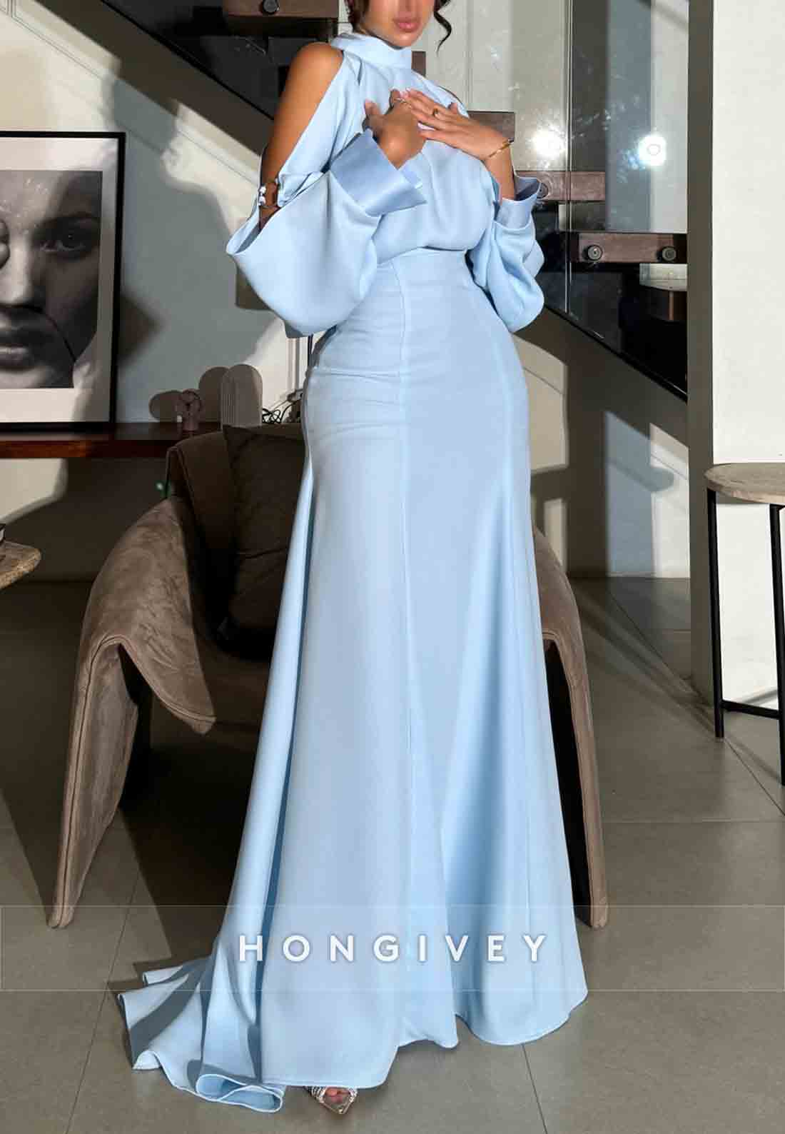 Off-Shoulder Floor-Length Guest of Wedding Chiffon Halter Pleated Evening Gowns