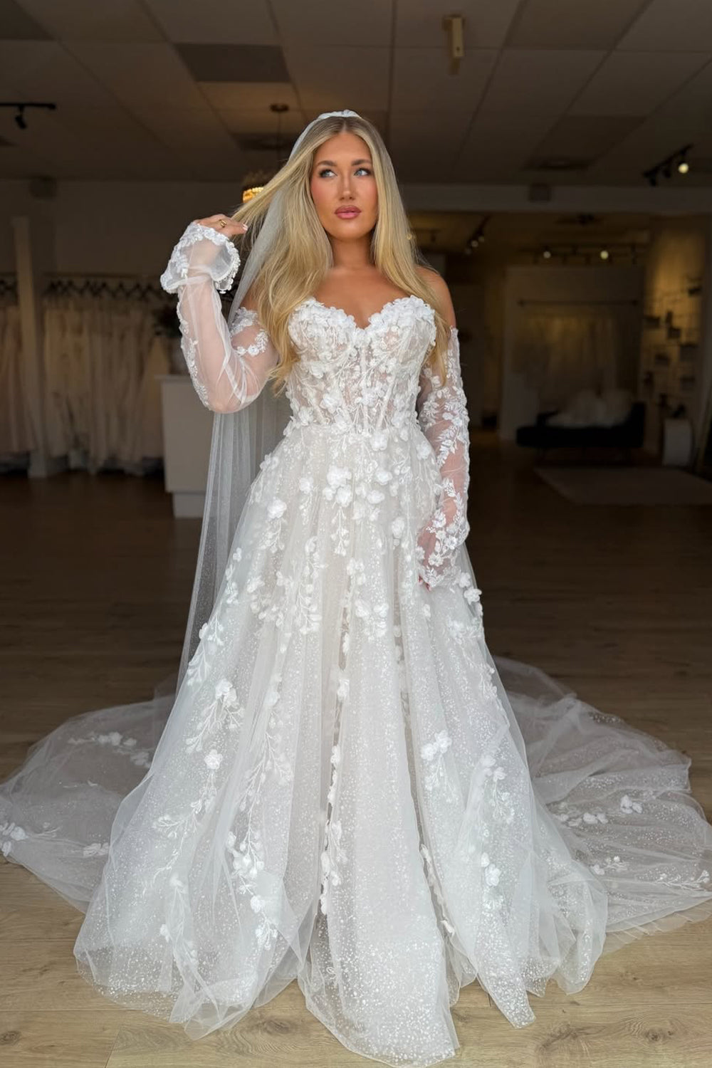 Romantic Sweetheart Glitter Tulle A-Line Bridal Dress