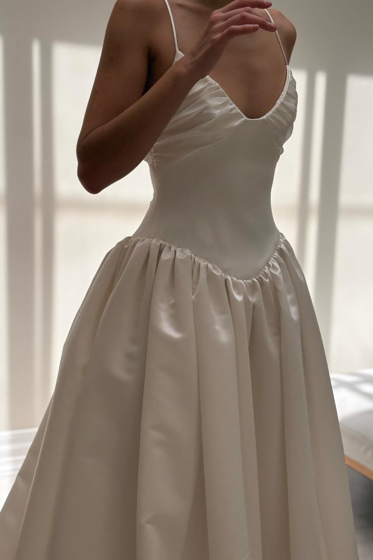 Basque Waist Ball Gown Wedding Dress with Cutout