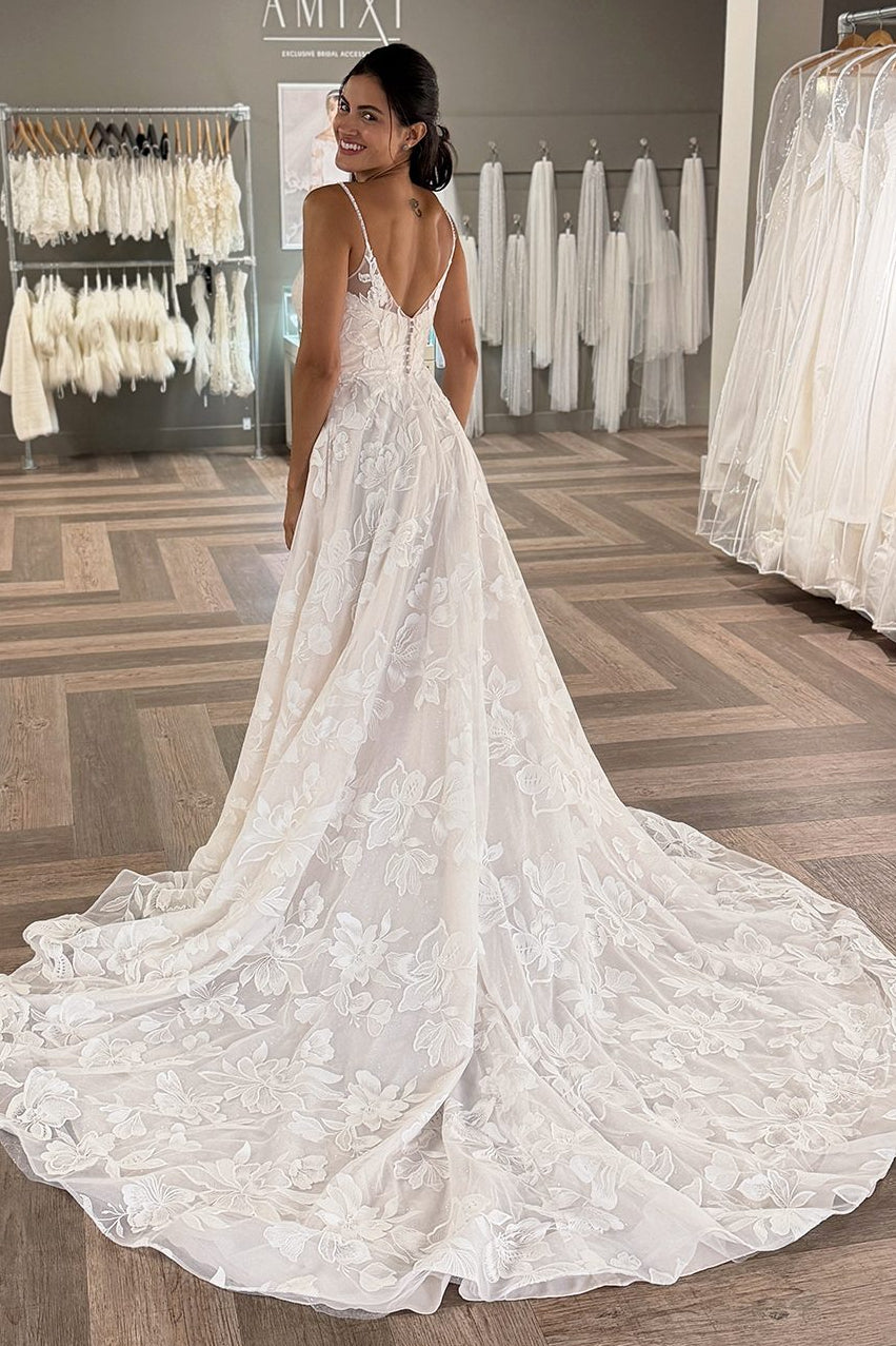 A-Line Floral Lace Wedding Dress with V-Neck