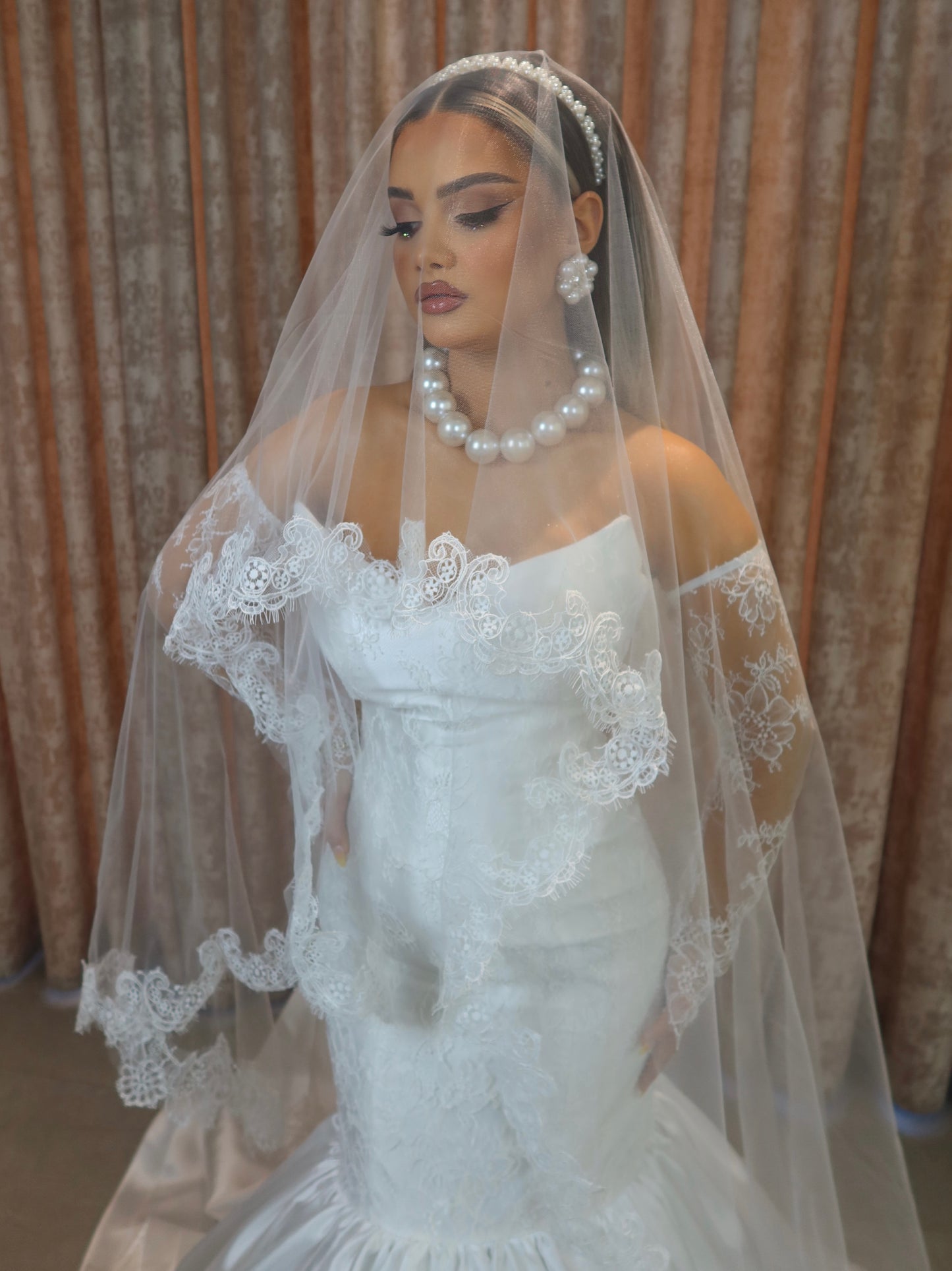 Off-the-Shoulder Lace Mermaid Wedding Dress