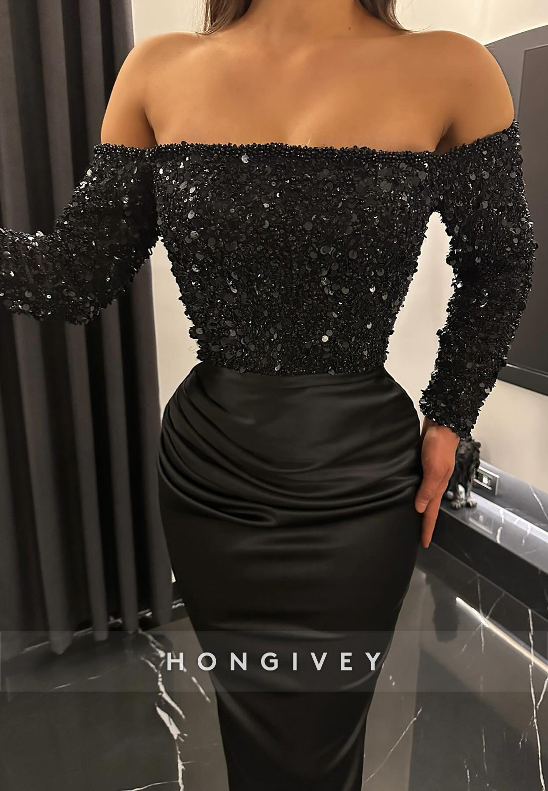 Appliqued Strapless Column Floor-Length Off the Shoulder Pleated Evening Gown