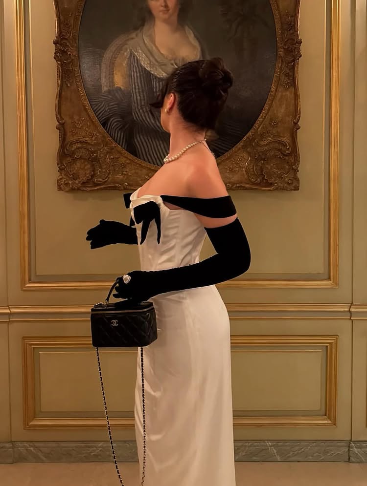 Fashion Spaghetti Straps Sleeveless Bow Mermaid Side Slit Evning Dress