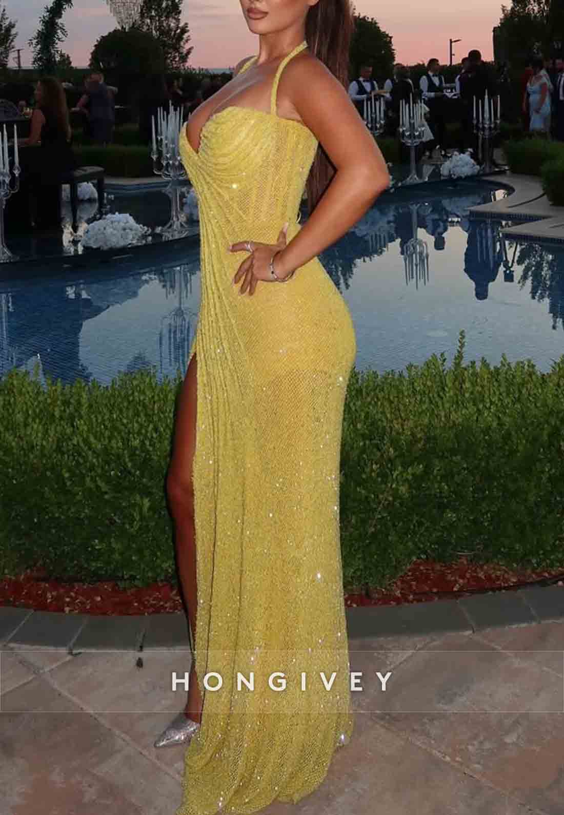 Halter Glitter Yellow Sweetheart Pleated Sleeveless Column Floor-Length Prom Dresses