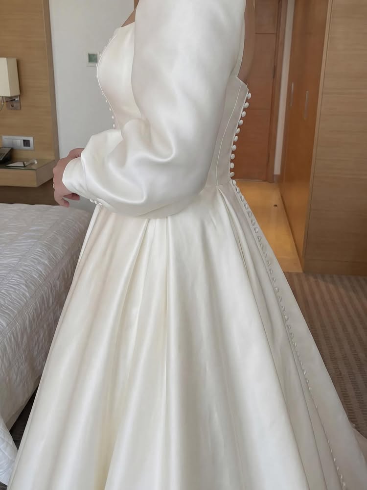 Square Neck Long Sleeve Button A-Line Floor-Length Wedding Dress
