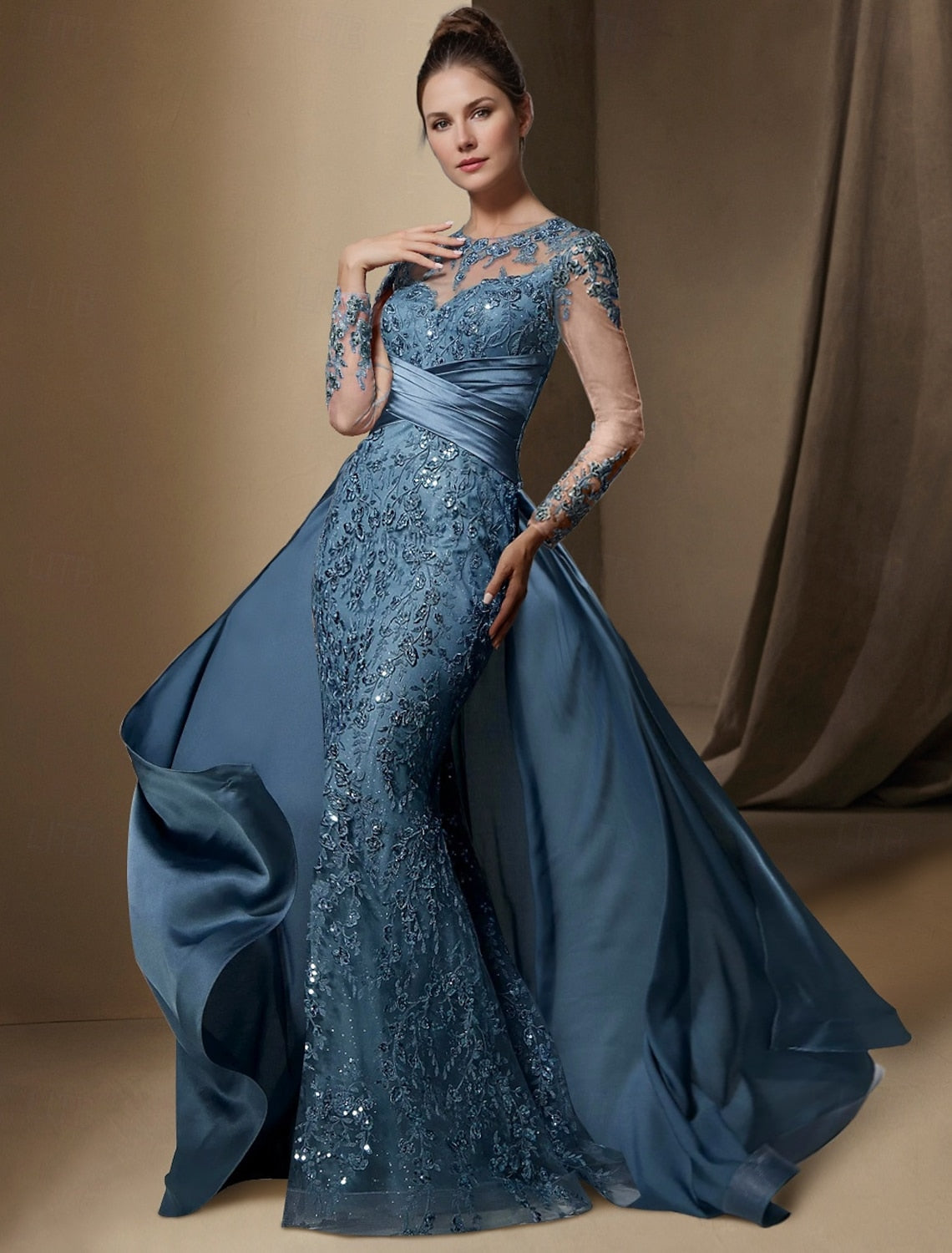 Lace Applique Long Sleeve Mermaid Court Train Evening Dress