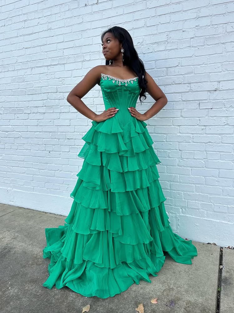 Sweethear Beaded Green Sleeveless A-Line Tassel Floor-Length Prom Dress