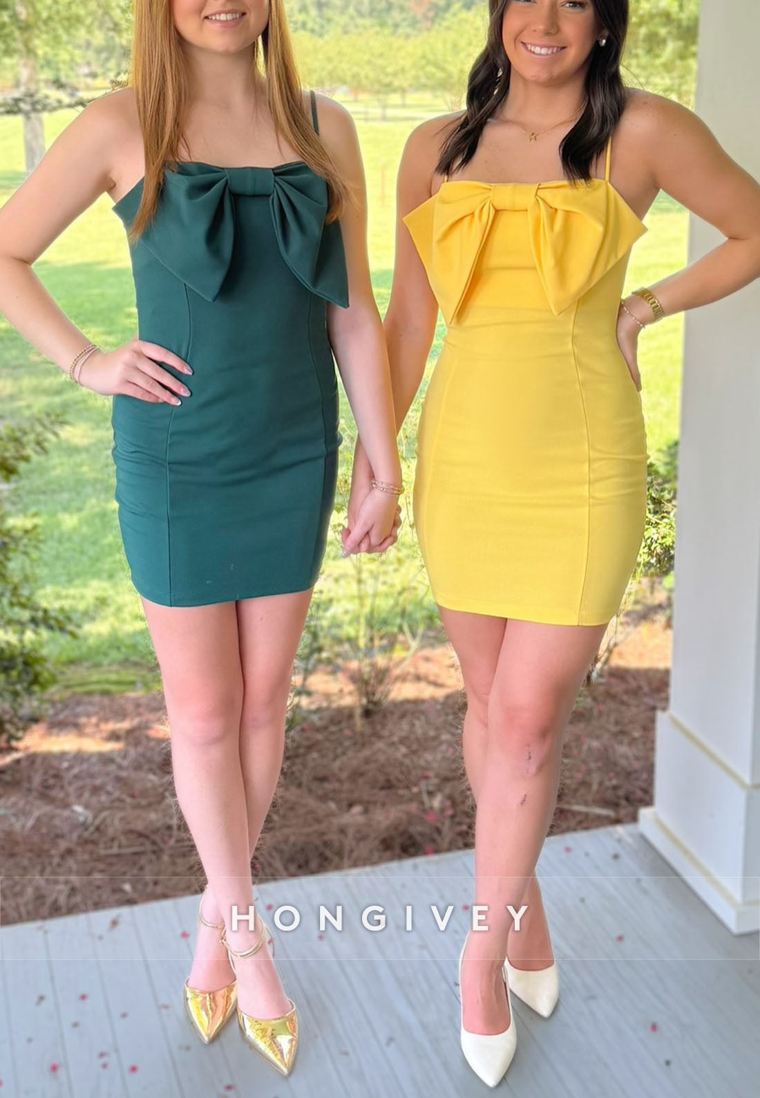 Yellow Spaghetti Straps Sheath Short Homecoming Dress with Bowknot