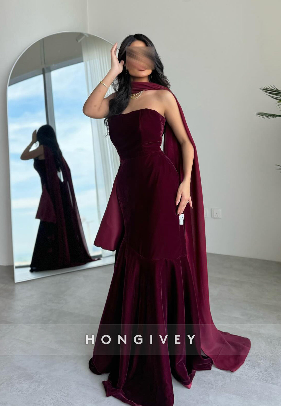 Sleeveless Pleated Trumpet Sweep Train Sweetheart Satin Evening Gown