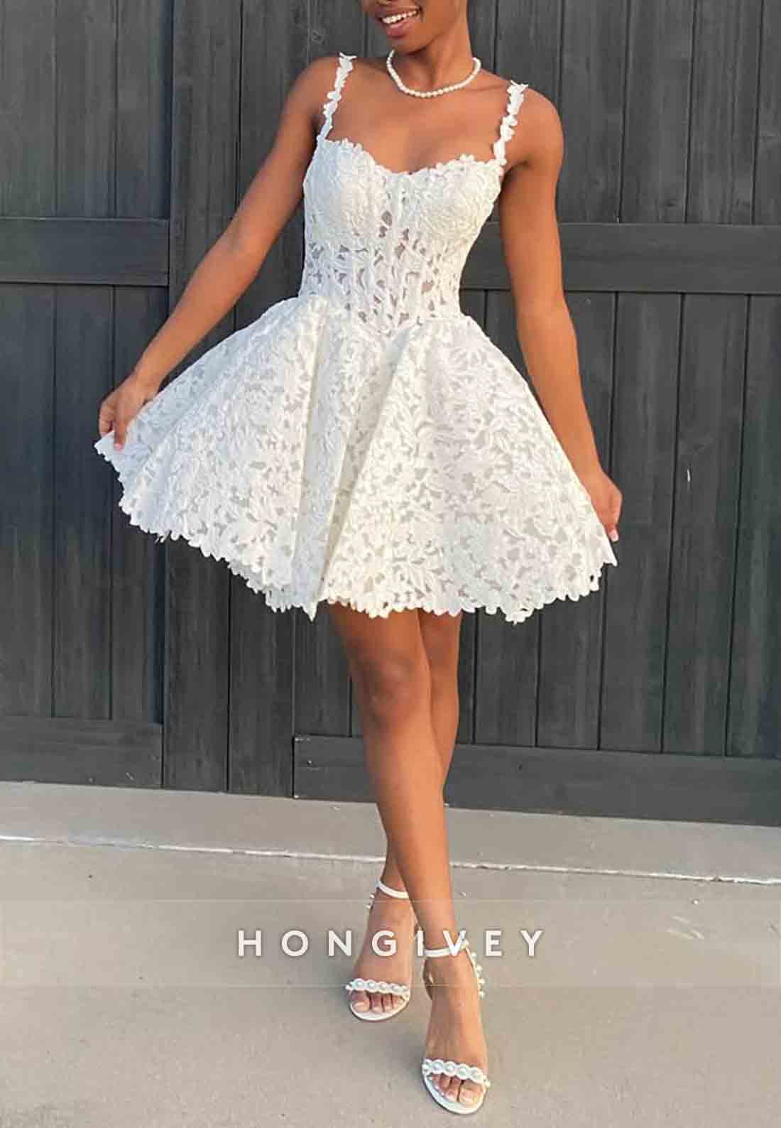 Lace Sleeveless Sweetheart Ball Gown Low Back Short Homecoming Dresses