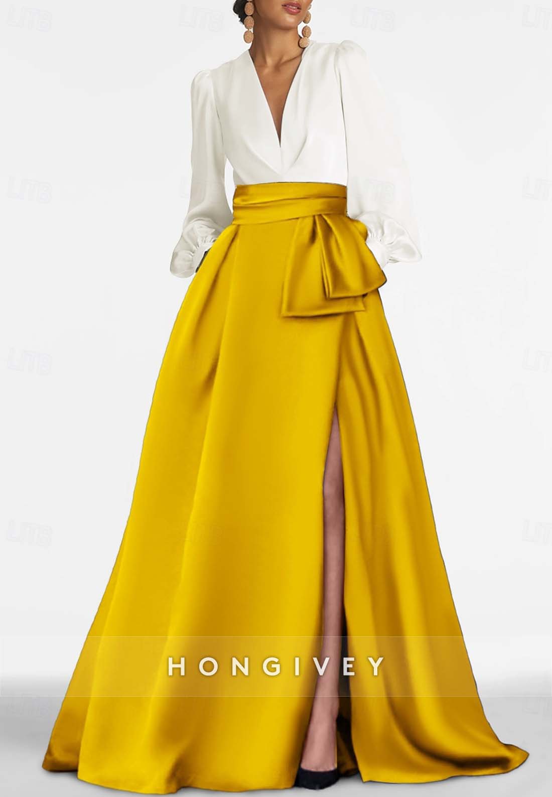 A-line High Slit Evening Gown Floor-Length V Neck Long Sleeve Pleated Mother of the Bride