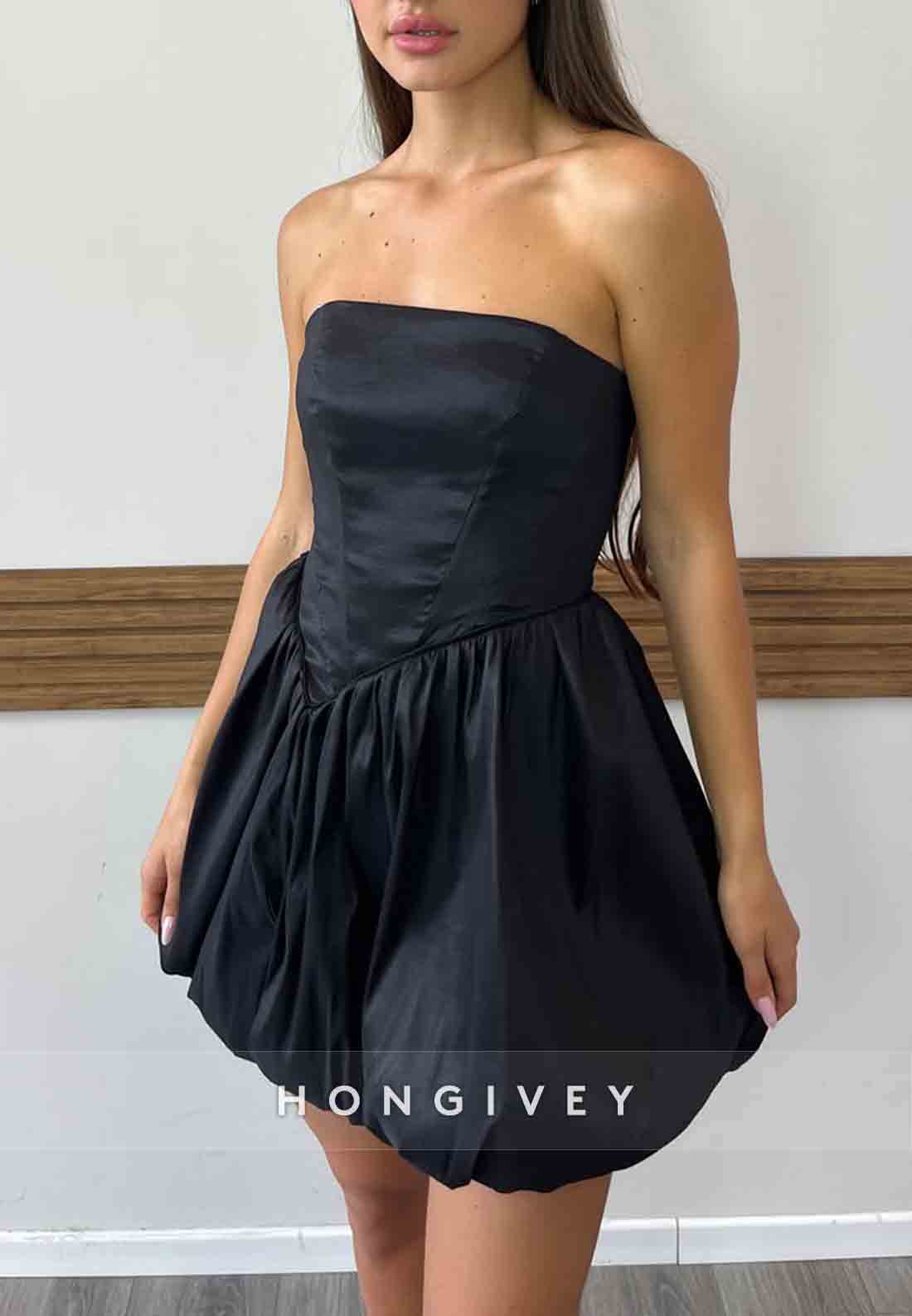 Sleeveless A-Line Pleated Strapless Side Slit Mini Homecoming Dresses