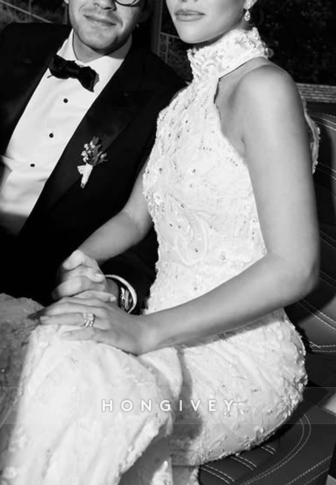 Halter Trumpet Chapel Train Lace Pleated Sleeveless Wedding Dresses