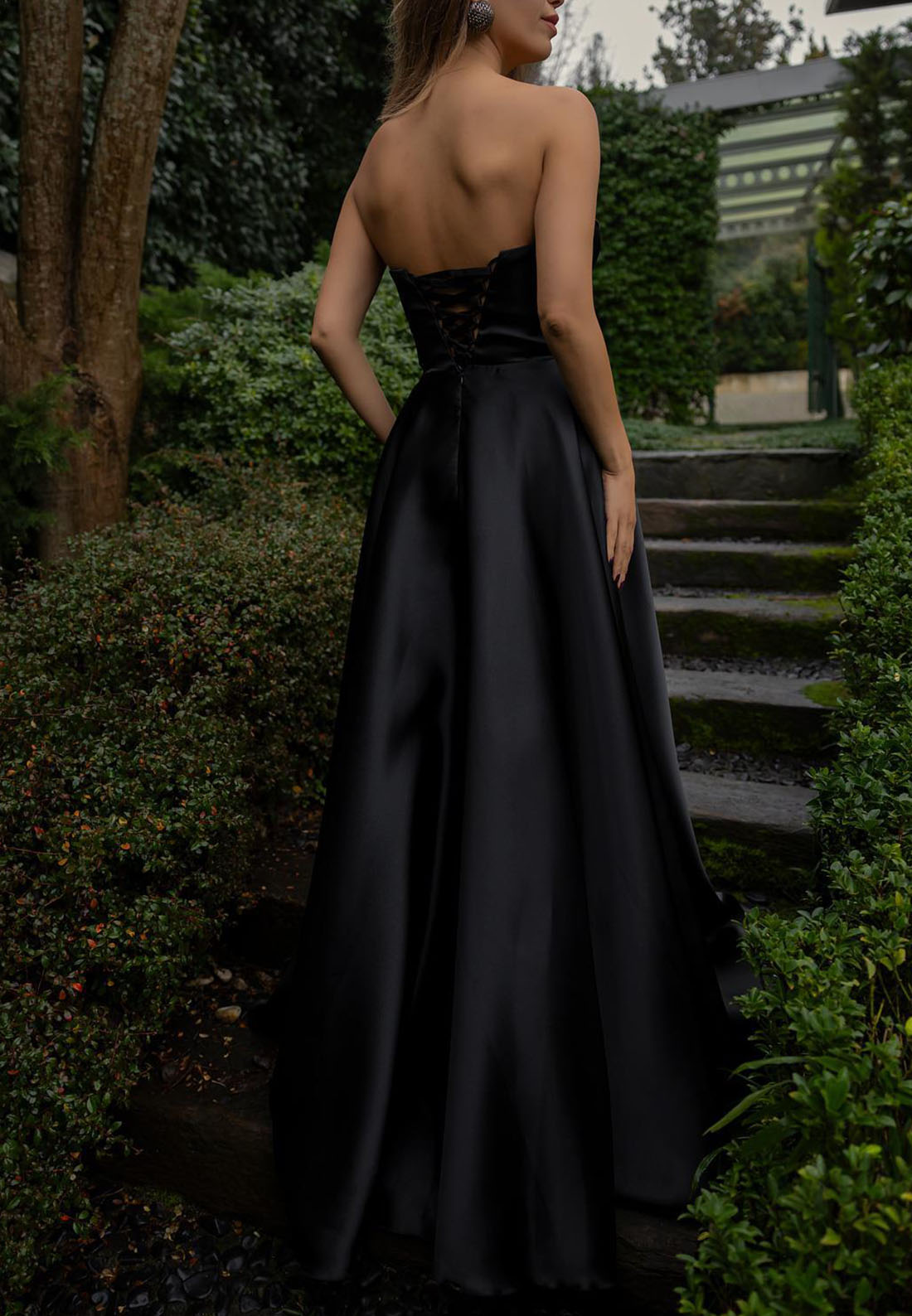 Pleated Bowknot Strapless Satin Formal Dresses Asymmetrical Neck Sweep Train A-line Evening Gown