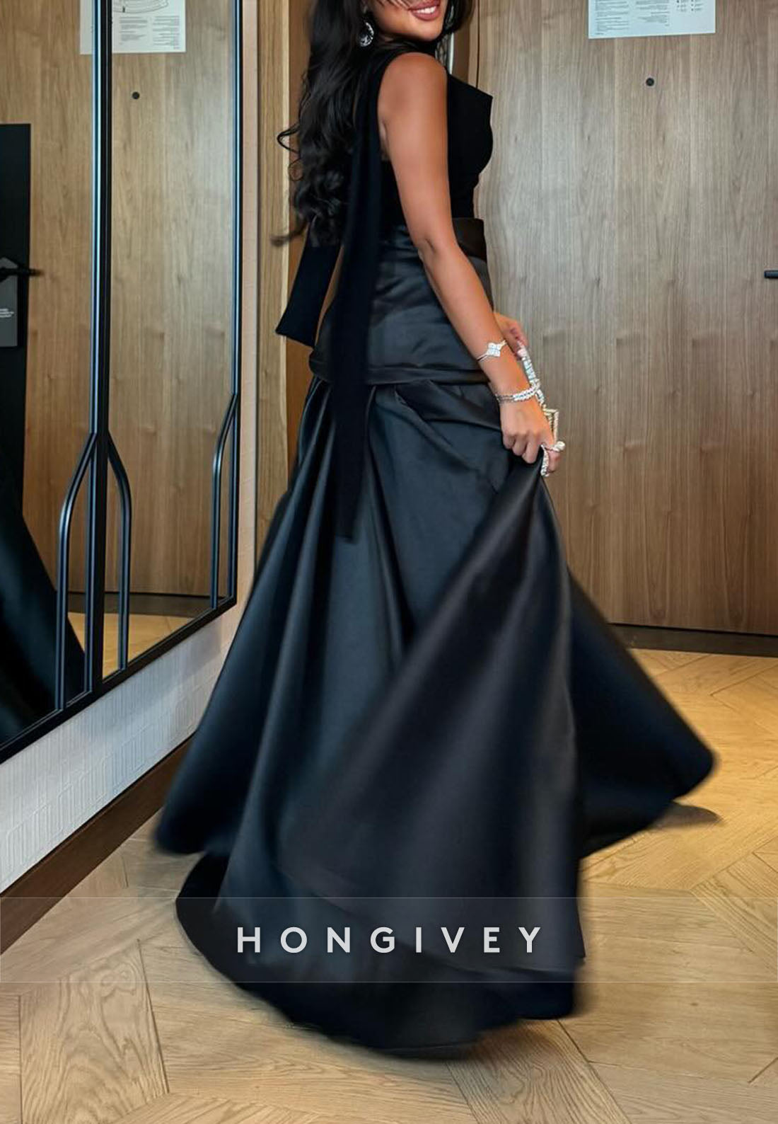 Regular Straps Formal Dresses Pleated Halter Floor-Length Princess Evening Gown