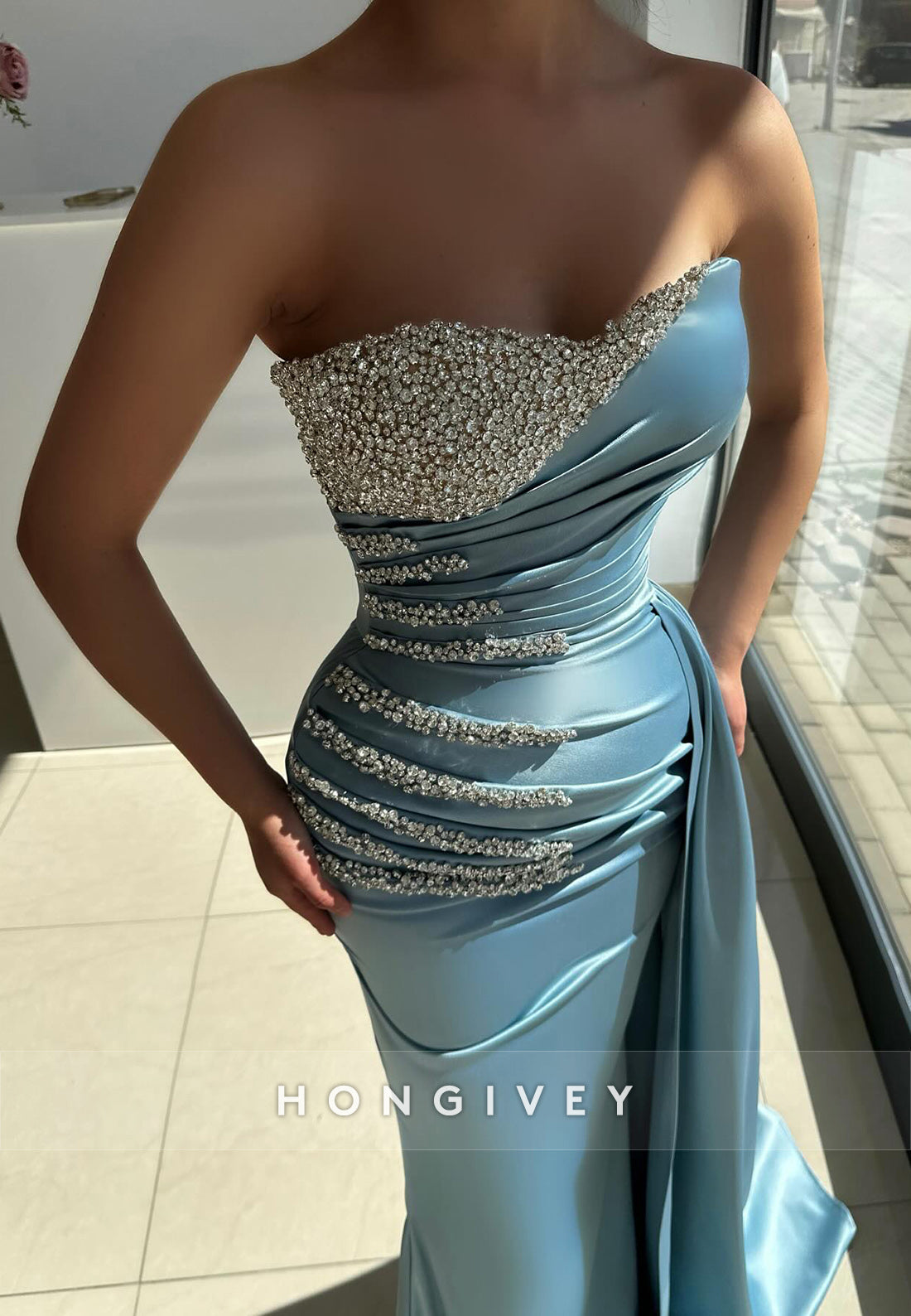 Appliqued Column Court Train Satin Sweetheart Pleated Evening Gown