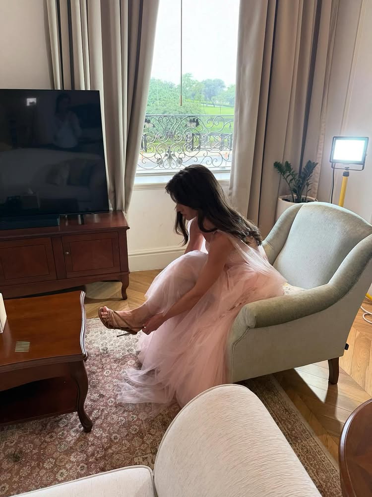 Pink Tulle A-Line Spaghetti Straps Beaded Flowers Sleeveless Prom Dress