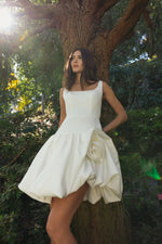 Simple Square Neck Sleeveless Flowers Short Mini Wedding Dress