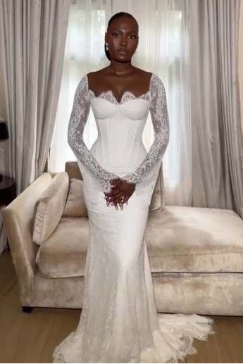 White Mermaid Wedding Dress Elegant African Lace Long Sleeves Bridal Gown