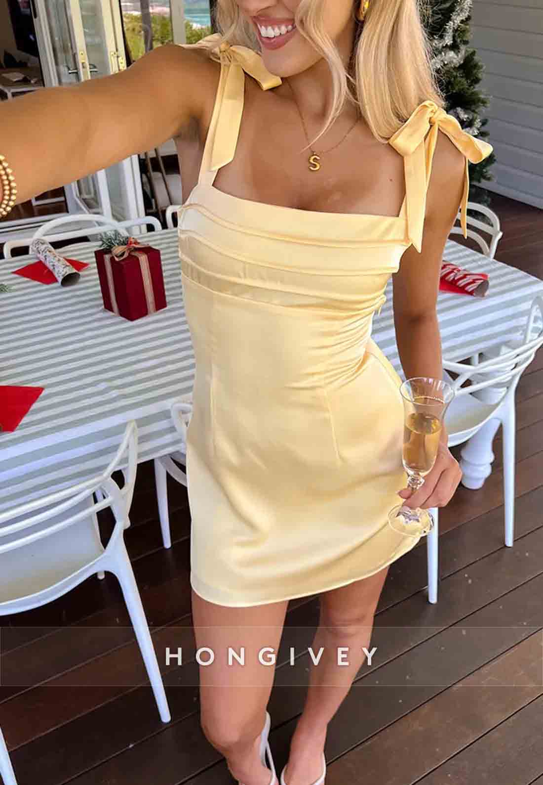 Chic Sheath Sleeveless Square Neck Yellow Short Homecoming Dress with Bowknot