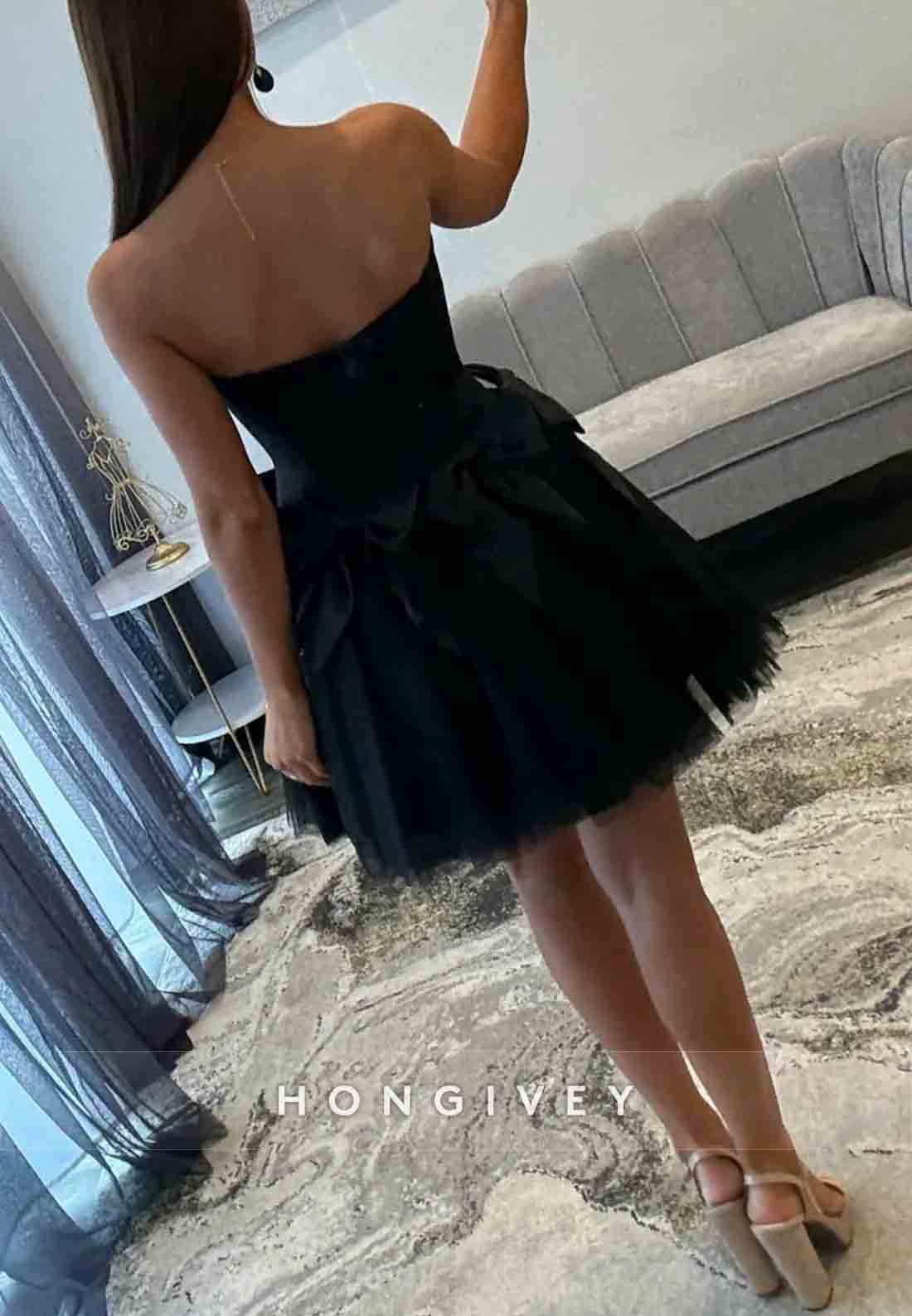 Strapless A-Line Low Back Sleeveless with Bowknot Short Homecoming Dresses