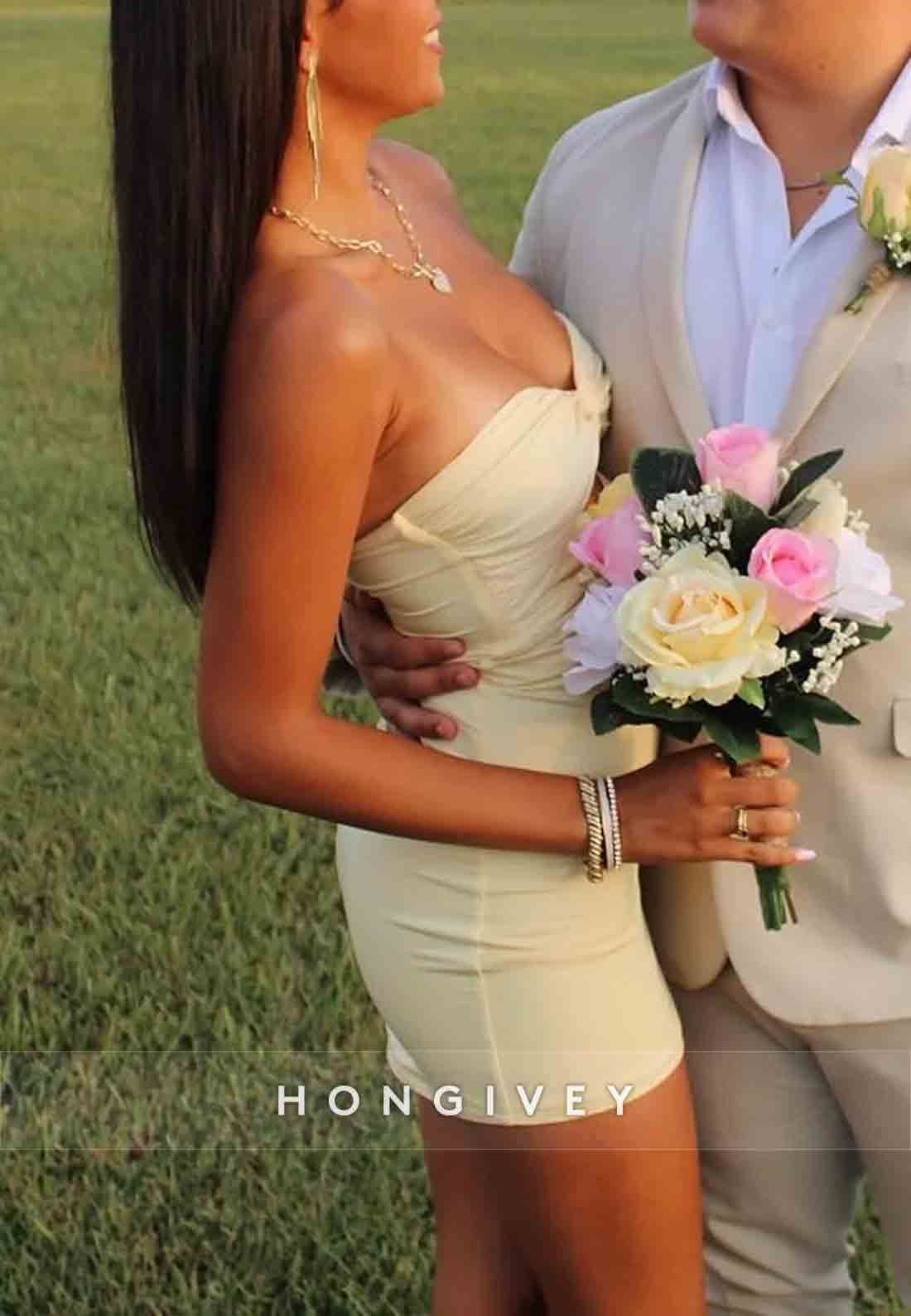 Fitted Strapless Sheath Sweetheart Yellow Short Homecoming Dress with Keyhole