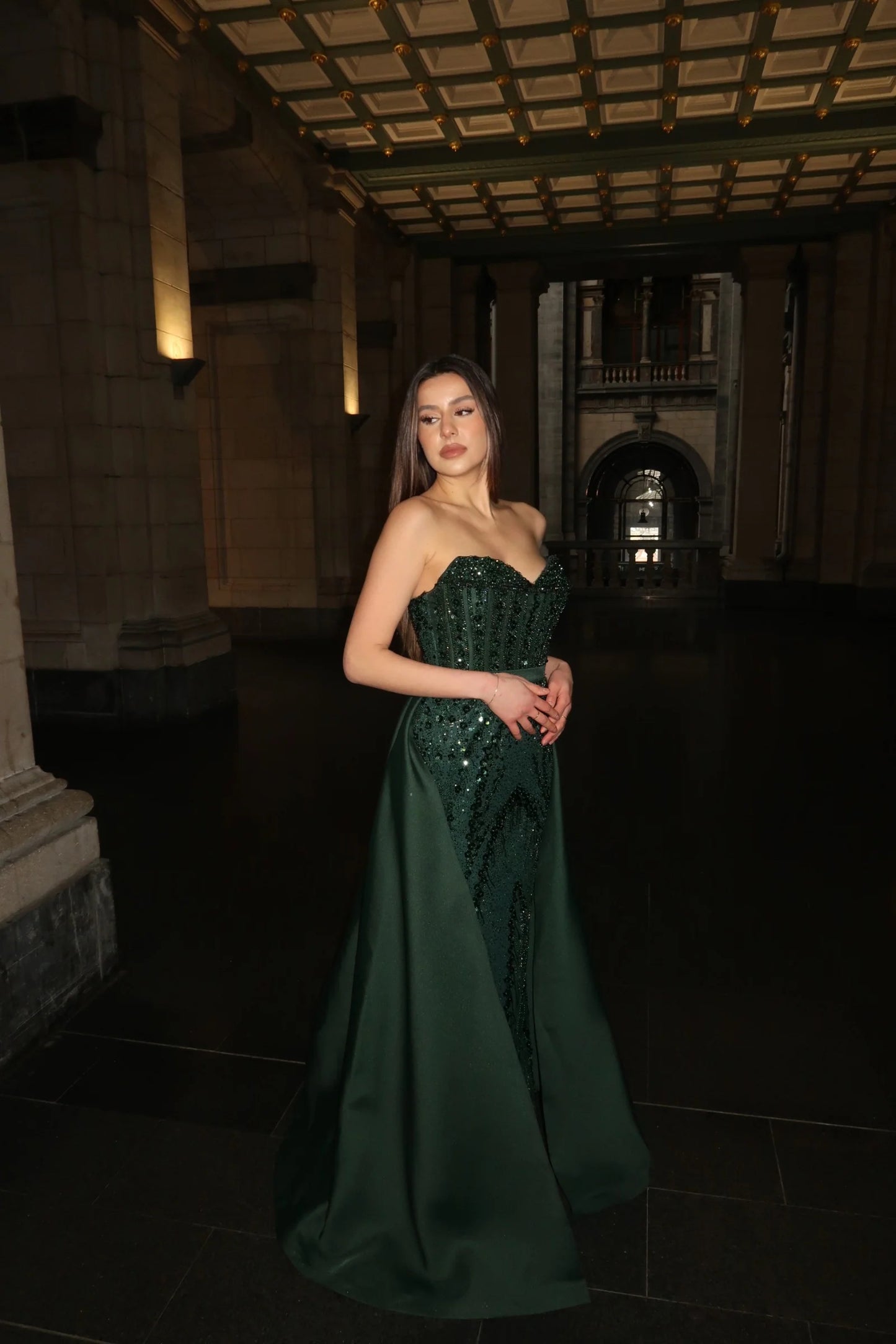 Green Sweetheart Sleeveless Mermaid Sequins Sparkle Court Train Evening Dress