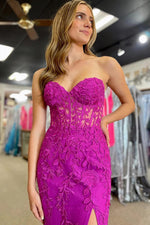 Elegant Mermaid Strapless Prom Dress with Lace Appliques and Slit