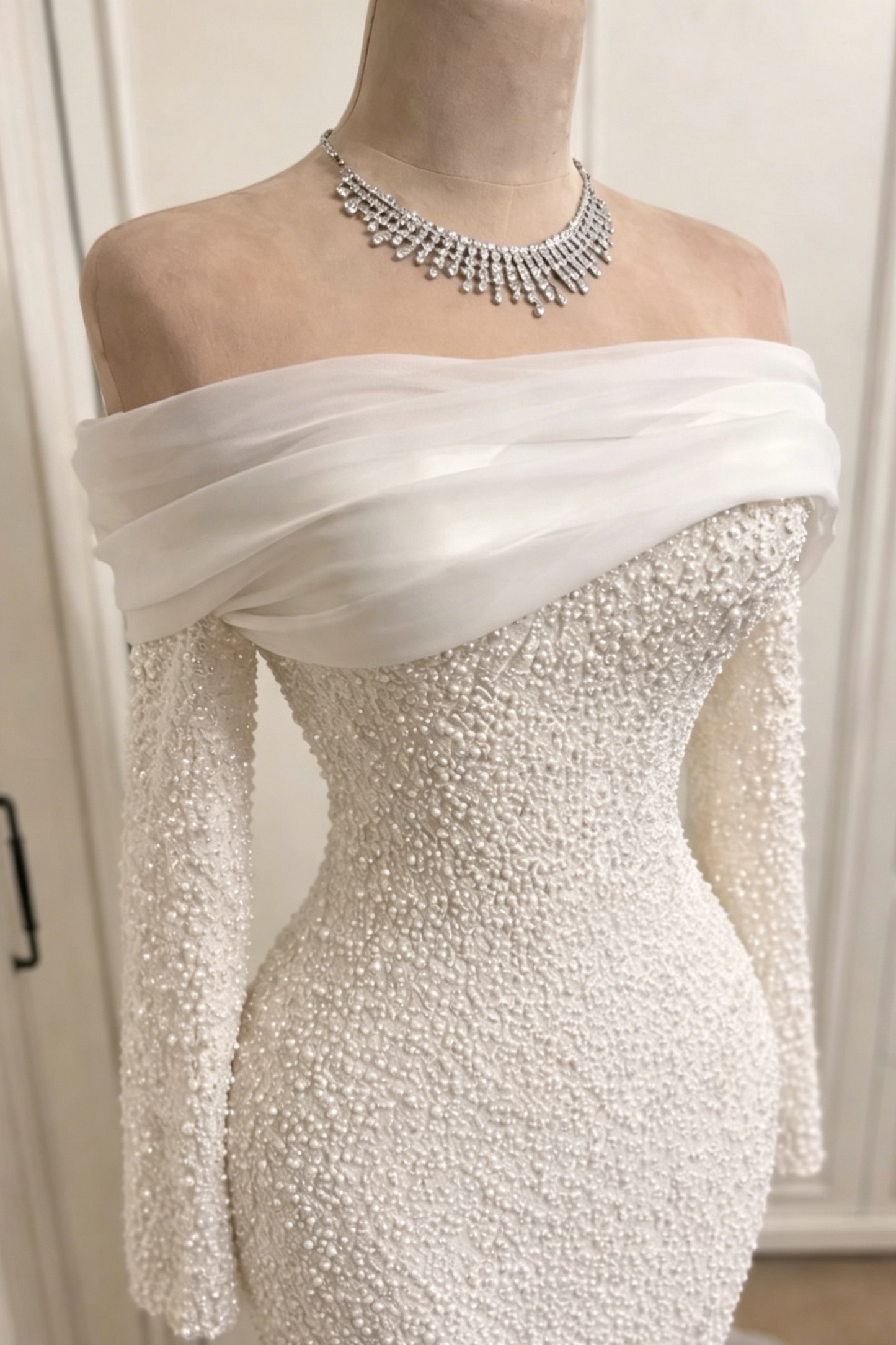 Off the Shoulder Sheath Long Sleeves Low Back Wedding Dresses with Beading